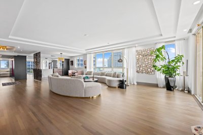 Comprar apartamento en Alhambra Place 1002