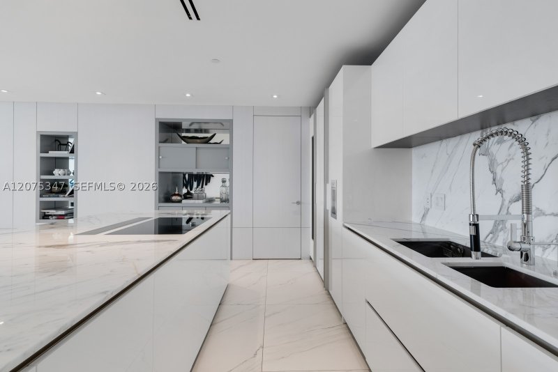 Condo for sale at Oceana Bal Harbour 907