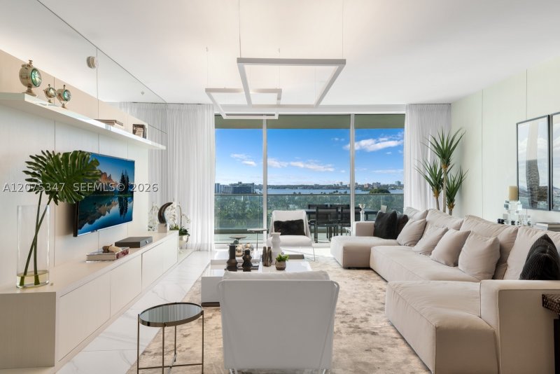 Condo for sale at Oceana Bal Harbour 907