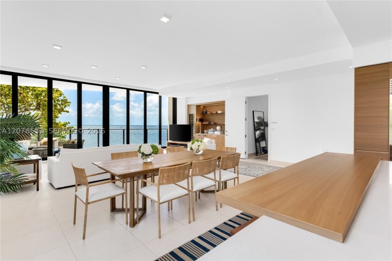 Comprar apartamento en The Fairchild Coconut Grove 202