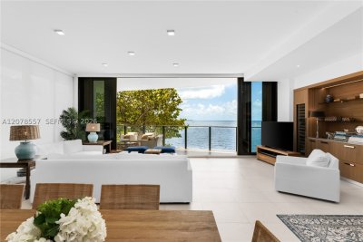 Comprar apartamento en The Fairchild Coconut Grove 202