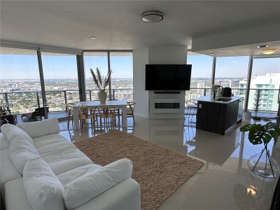 Aluguel de apartamento no Aria on The Bay 4701