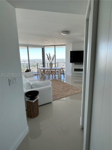 Aluguel de apartamento no Aria on The Bay 4701