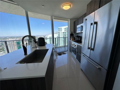 Aluguel de apartamento no Aria on The Bay 4701