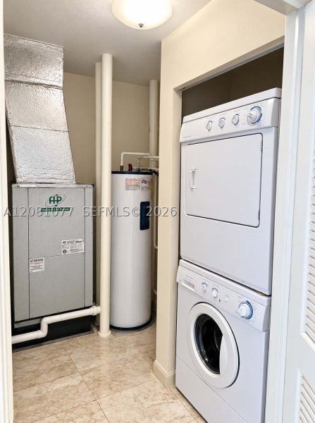 Apartment for rent at Ten Aragon 1120