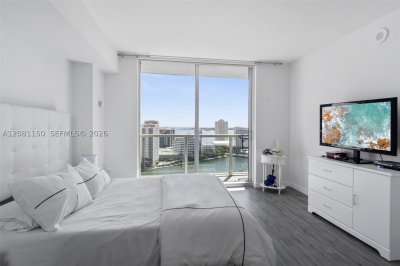 Aluguel de apartamento no 500 Brickell East Tower 3000