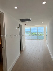 Aluguel de apartamento no King Cole 615