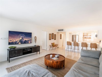 Comprar apartamento no Arlen Beach 307