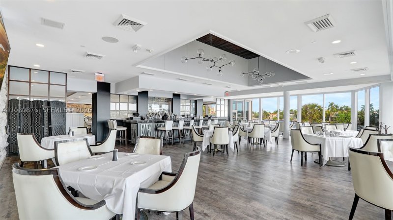 Comprar apartamento no Hamptons West CAB3