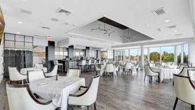 Comprar apartamento no Hamptons West CAB3