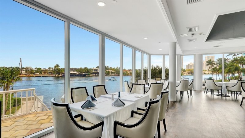 Comprar apartamento no Hamptons West CAB3