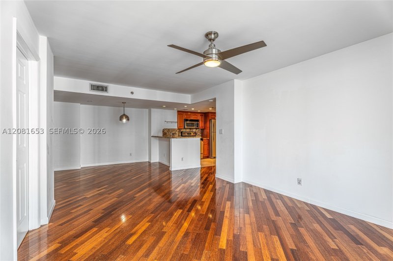 Apartment for rent at Isola Brickell Key 1603