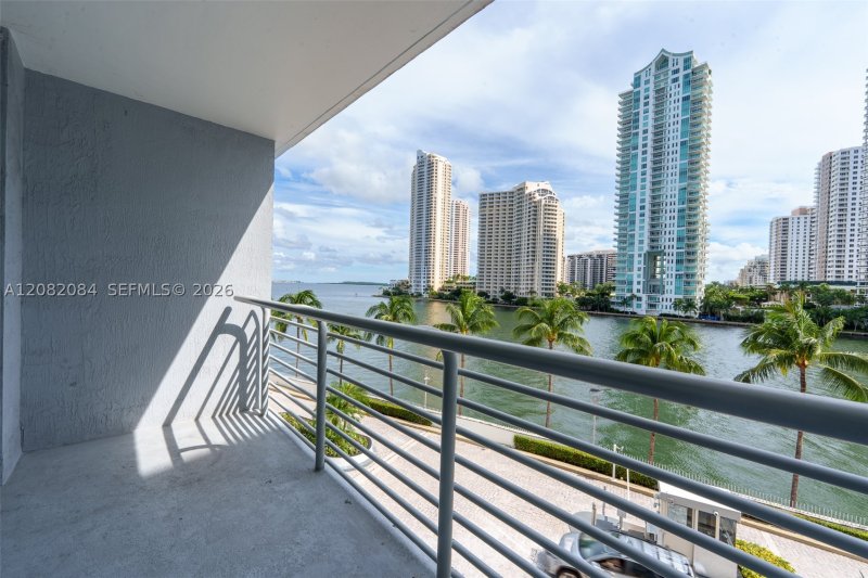 Apartment for rent at One Miami East Tower 415