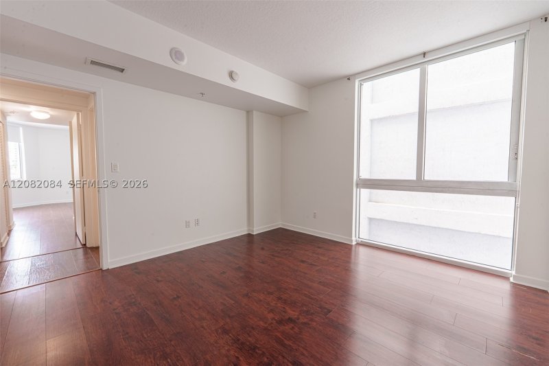 Apartment for rent at One Miami East Tower 415