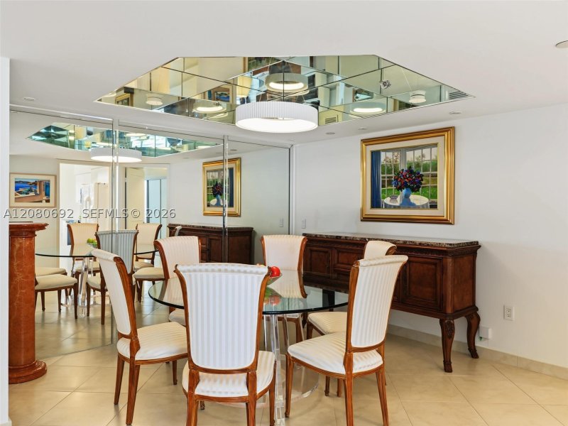 Apartment for rent at Oceania 2 825