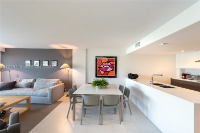 Aluguel de apartamento no Commodore Club South 206