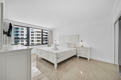 Comprar apartamento no The Alexander 1015