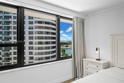 Comprar apartamento no The Alexander 1015