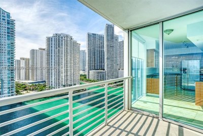 Comprar apartamento no One Miami East Tower 1923