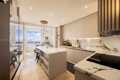 Comprar apartamento no Carbonell 3708