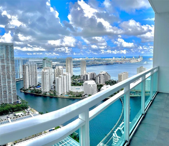 Condo for sale at The Plaza Tower I 4908
