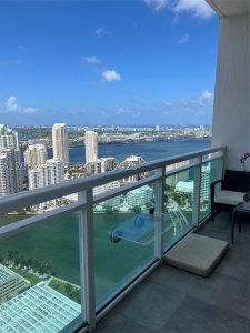 Comprar apartamento no The Plaza Tower I 4908