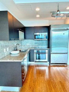 Comprar apartamento no The Plaza Tower I 4908