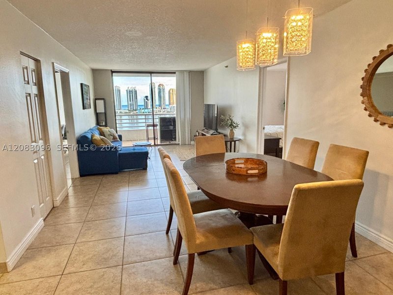 Condo for sale at Parc Central Aventura PH16