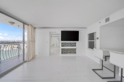Aluguel de apartamento no Grandview Palace 2016