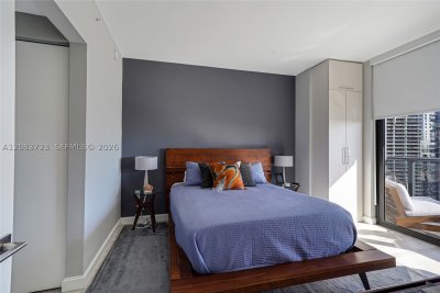 Comprar apartamento no Brickell Heights East 3405