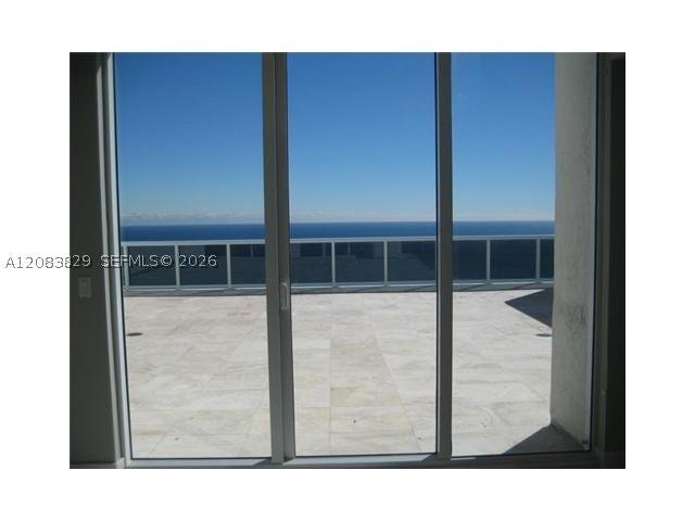 Apartment for rent at Beach Club One PH4402
