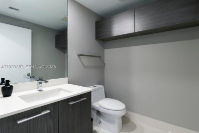 Aluguel de apartamento no Brickell Heights West 3010