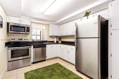 Comprar apartamento no Oceanview Park 901
