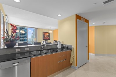 Comprar apartamento no Avenue on Brickell 1060 Tower 2601