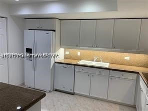 Comprar apartamento no Ocean 88 (old Champlain Towers East) 5B