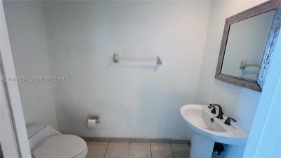 Aluguel de apartamento no One Fifty One at Biscayne 2302