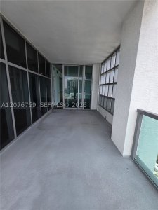 Aluguel de apartamento no Midtown Miami 4 H2702
