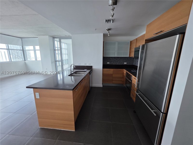 Aluguel de apartamento no Midtown Miami 4 H2702