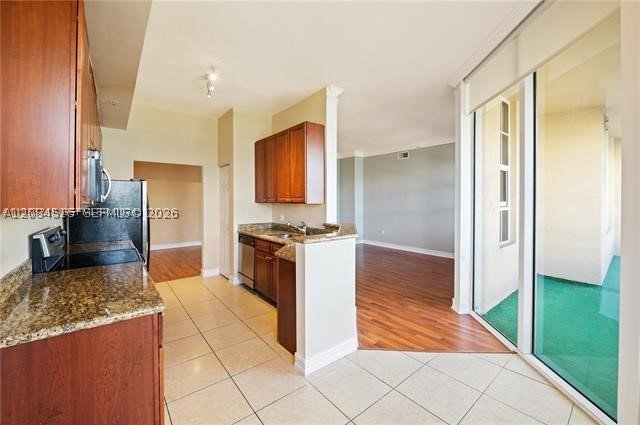 Property photo # 9