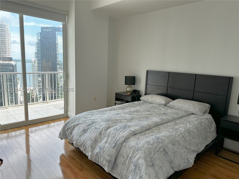Apartment for rent at Vue at Brickell 2408