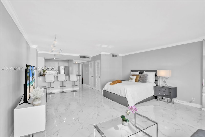 Property photo # 4