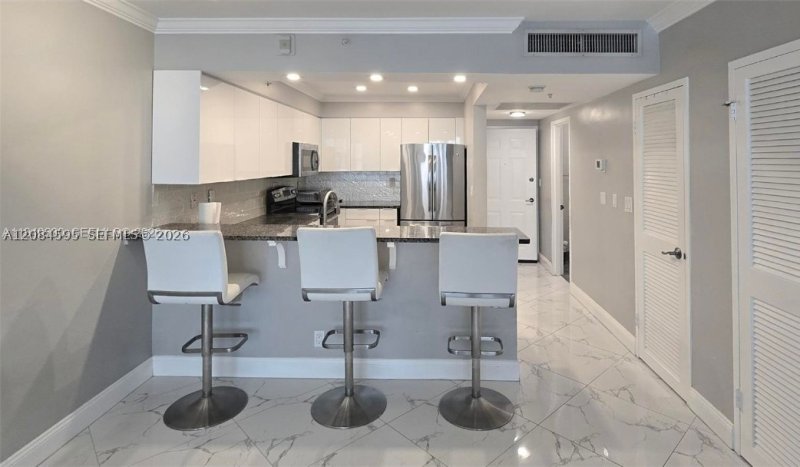 Property photo # 6