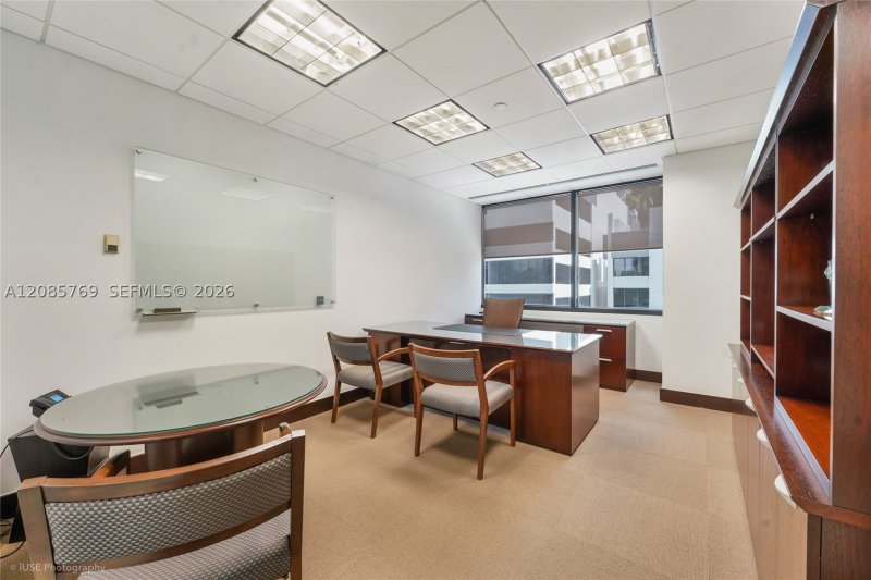 Comprar apartamento no The Club At Brickell Bay 860-A-B-C