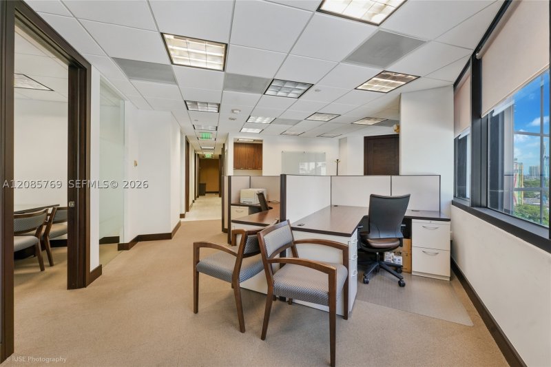 Comprar apartamento no The Club At Brickell Bay 860-A-B-C