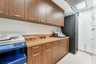 Comprar apartamento no The Club At Brickell Bay 860-A-B-C