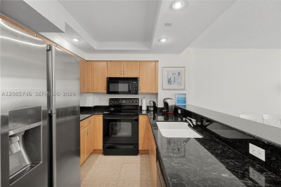 Aluguel de apartamento no The Collins Condo 1203