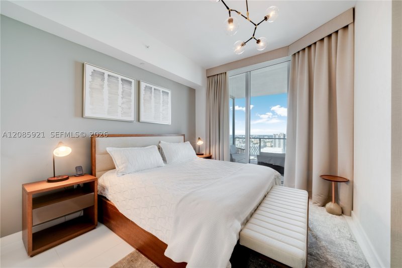 Apartment for rent at Paramount Miami WorldCenter 3408