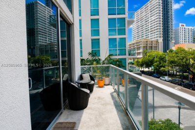 Comprar apartamento no Avenue on Brickell 1050 Tower 222