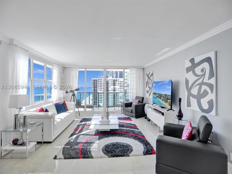 Apartment for rent at The Wave Condo 1511 (availa