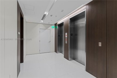 Aluguel de apartamento no Aston Martin Residences 1404W